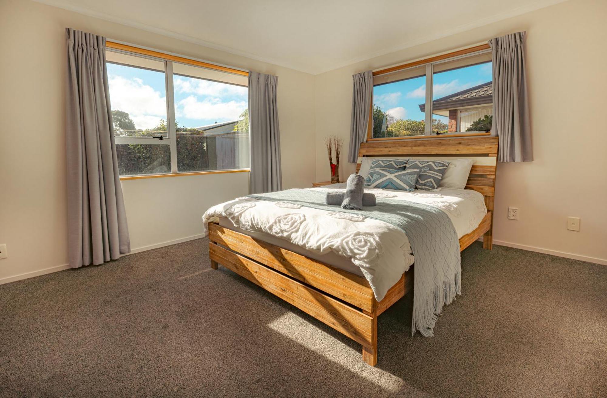 Convenient Westfield House 3Bedroom 2Bath Christchurch Exterior foto